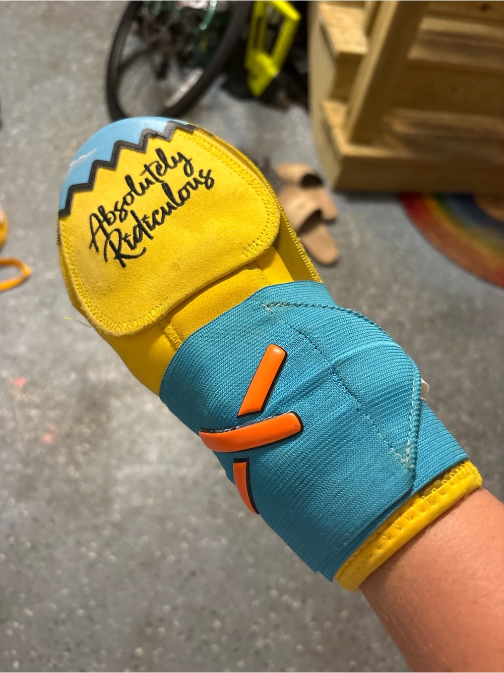 Absolutely Ridiculous Simpsons Sliding Mitt
